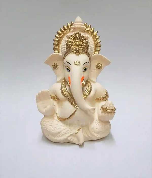 ganesha statue for car dashboard