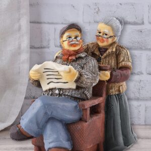 Resin Dada Dadi Romantic Couple Showpiece